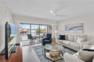 , 10686 Gulf Shore Dr # A105, Naples FL 34108