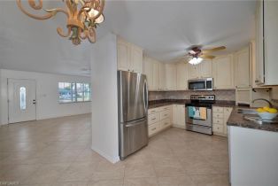 Duplex, 565 100th Ave N, Naples FL 34108