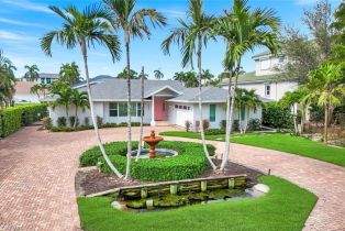 Single Family Residence, 151 Bayview Conners, FL 34108 