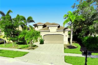 Single Family Residence, 1366 Serrano Cir, Naples FL 34105