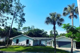 , Oakes Estates, FL
