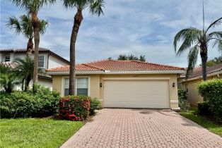 Single Family Residence, 10419 Carolina Willow Dr, Fort Myers FL 33913