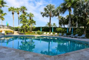 , 4551 Gulf Shore Blvd N # 301, Naples FL 34103