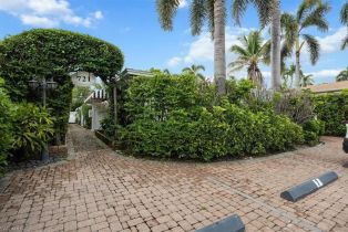 Low Rise (1-3), 721 9th St S # 1, Naples FL 3410234102