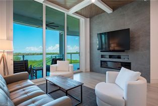 , 60 Seagate Dr # 305, Naples FL 34103