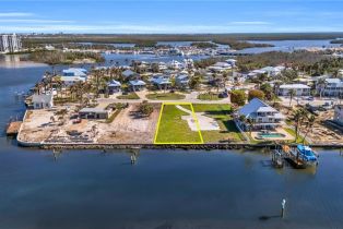 , 922 San Carlos Dr, Fort Myers Beach FL 33931