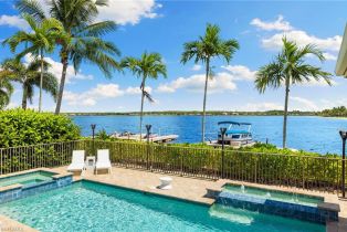 , Central Naples, FL 