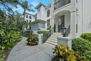 , 831 Sailaway Ln # 203, Naples FL 34108
