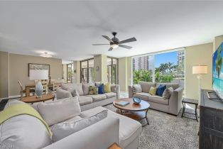 High Rise (8+), 4401 Gulf Shore Blvd N # 307, Naples FL 3410334103