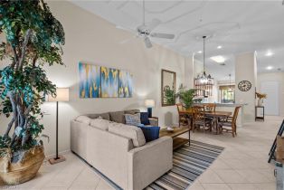 Low Rise (1-3), 12030 Matera Matera, FL 34135
