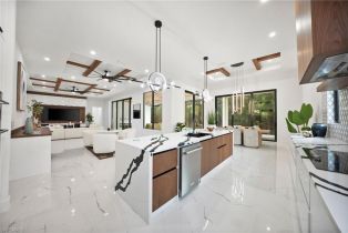 Single Family Residence, 135 7th Olde Naples, FL 34102 