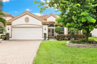 Single Family Residence, 6064 Fairway The Links, FL 34110