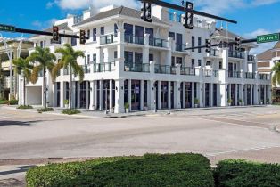 Low Rise (1-3), 875 6th Ave S 204