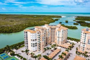 High Rise (8+), 425 Dockside Dr # 1, Naples FL 3411034110 
