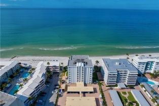 High Rise (8+), 1919 Gulf Shore Blvd N # 302, Naples FL 34102