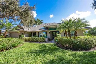 Single Family Residence, 836 Bentwood Dr, Naples FL 34108