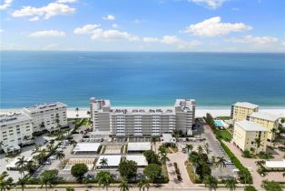 Mid Rise (4-7), 3443 Gulf Shore Blvd N # 204, Naples FL 3410334103