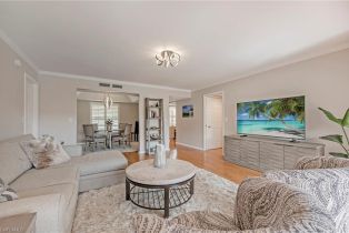 Low Rise (1-3), 722 10th Ave S # A201, Naples FL 34102