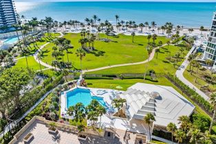 , 4031 Gulf Shore Blvd N # 95, Naples FL 34103