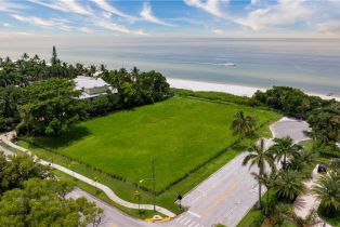 Land, 275 Gulf Shore Blvd N, Naples FL 34102