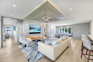 , 295 5th Ave S, Naples FL 34102