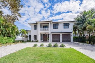 Single Family Residence, 1844 Alamanda Dr, Naples FL 34102