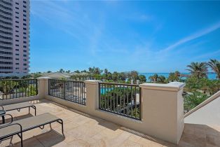 High Rise (8+), 8473 Bay Colony Dr # 203, Naples FL 3410834108 