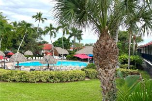 Low Rise (1-3), 2555 9th St N # 264, Naples FL 3410334103 