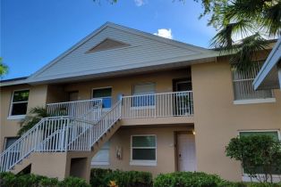 Low Rise (1-3), 144 Pebble Shores Dr # 9, Naples FL 34110