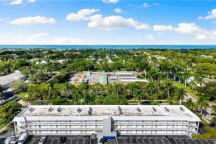 Low Rise (1-3), 72 7th St S # 305, Naples FL 3410234102 