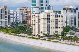 , 4051 Gulf Shore Blvd N # 200, Naples FL 34103