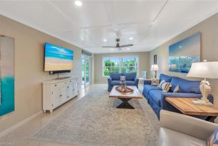 , 4200 Belair Ln # 105, Naples FL 34103