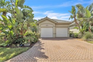 Villa Attached, 837 Vistana Villa Vistana, FL 34119 
