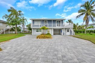 Single Family Residence, 245 Bahia Mcphie Park, FL 33931 