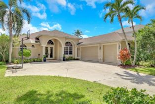 Single Family Residence, 1140 10th Park Shore, FL 34102 