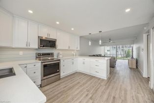 , 1417 Chesapeake Ave # 106, Naples FL 34102