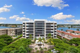 Mid Rise (4-7), 3100 Gulf Shore Blvd N # 303, Naples FL 3410334103
