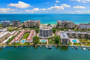 Mid Rise (4-7), 3100 Gulf Shore Blvd N # 403, Naples FL 3410334103