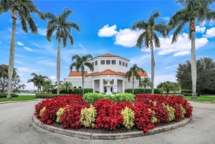, 7774 Jewel Ln # 103, Naples FL 34109