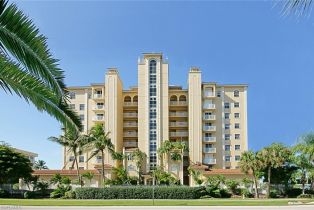 High Rise (8+), 9577 Gulf Shore Dr W # 504, Naples FL 34108