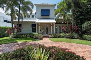 Single Family Residence, 354 1st Ave N, Naples FL 34102