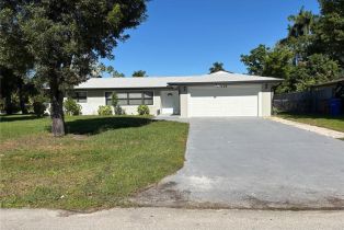 Single Family Residence, 315 Arlington Alabama Grove Terrace, FL 33905 