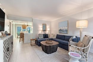 Low Rise (1-3), 1222 Gordon Dr # 4, Naples FL 3410234102 