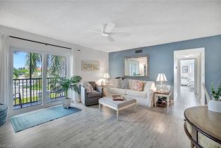 , 766 Central Ave # 303, Naples FL 34102