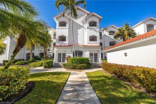 , 4650 Yacht Harbor Dr # 121, Naples FL 34112