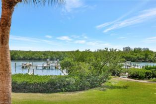 Mid Rise (4-7), 300 Horse Creek Dr # 205, Naples FL 3411034110