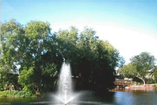 Mid Rise (4-7), 600 Neapolitan Way # 147, Naples FL 34103