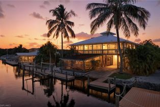 Single Family Residence, 27189 Gasparilla Bonita Springs, FL 34135 