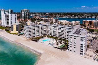 High Rise (8+), 3443 Gulf Shore Blvd N # 803, Naples FL 3410334103