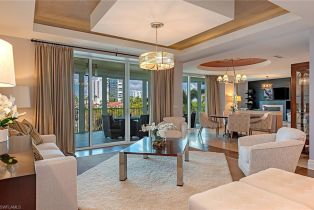 , 4501 Gulf Shore Blvd N # 404, Naples FL 34103